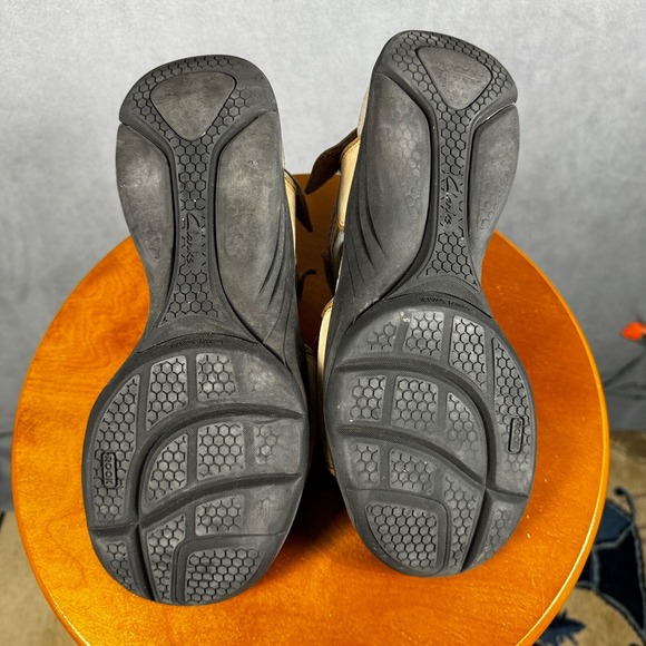 Clarks Wave Walk Sandles Womens Size 10 M Tan Leather Comfort Casual‎ Wedge - Picture 8 of 12